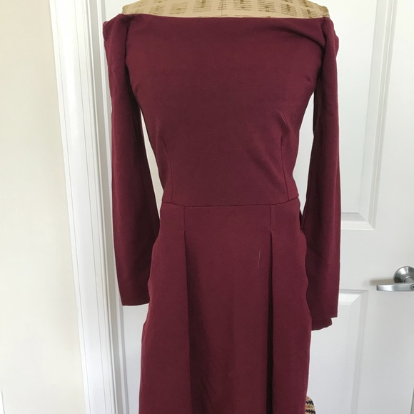 Dress - Picture 2 of 5